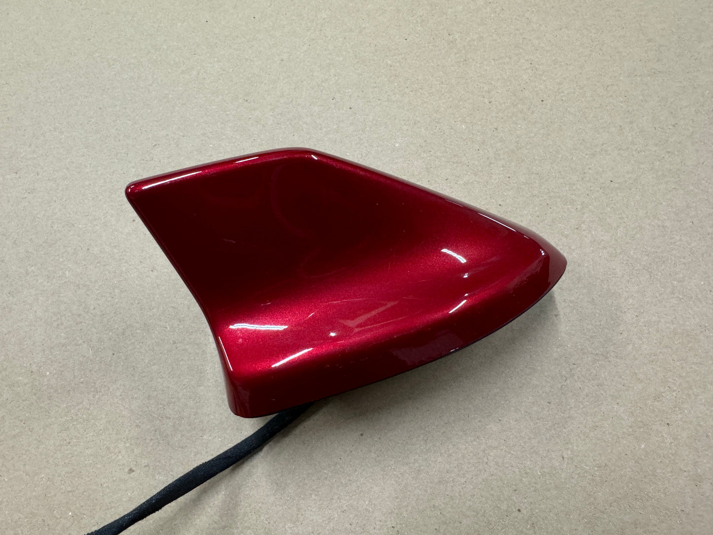 2021-2022 Ford Mustang GT Radio Antenna Shark Phin Style D4 JD9T-19K351-AA D4