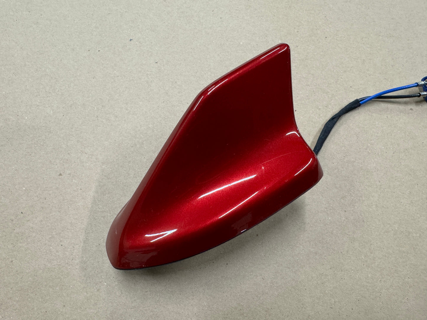 2021-2022 Ford Mustang GT Radio Antenna Shark Phin Style D4 JD9T-19K351-AA D4