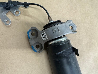 2020 Camaro ZL1 RH/passenger MagneRide Shock OEM 4k miles