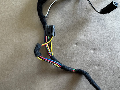 2018-2023 Ford Mustang GT Steering Wheel Manual Wiring - OEM