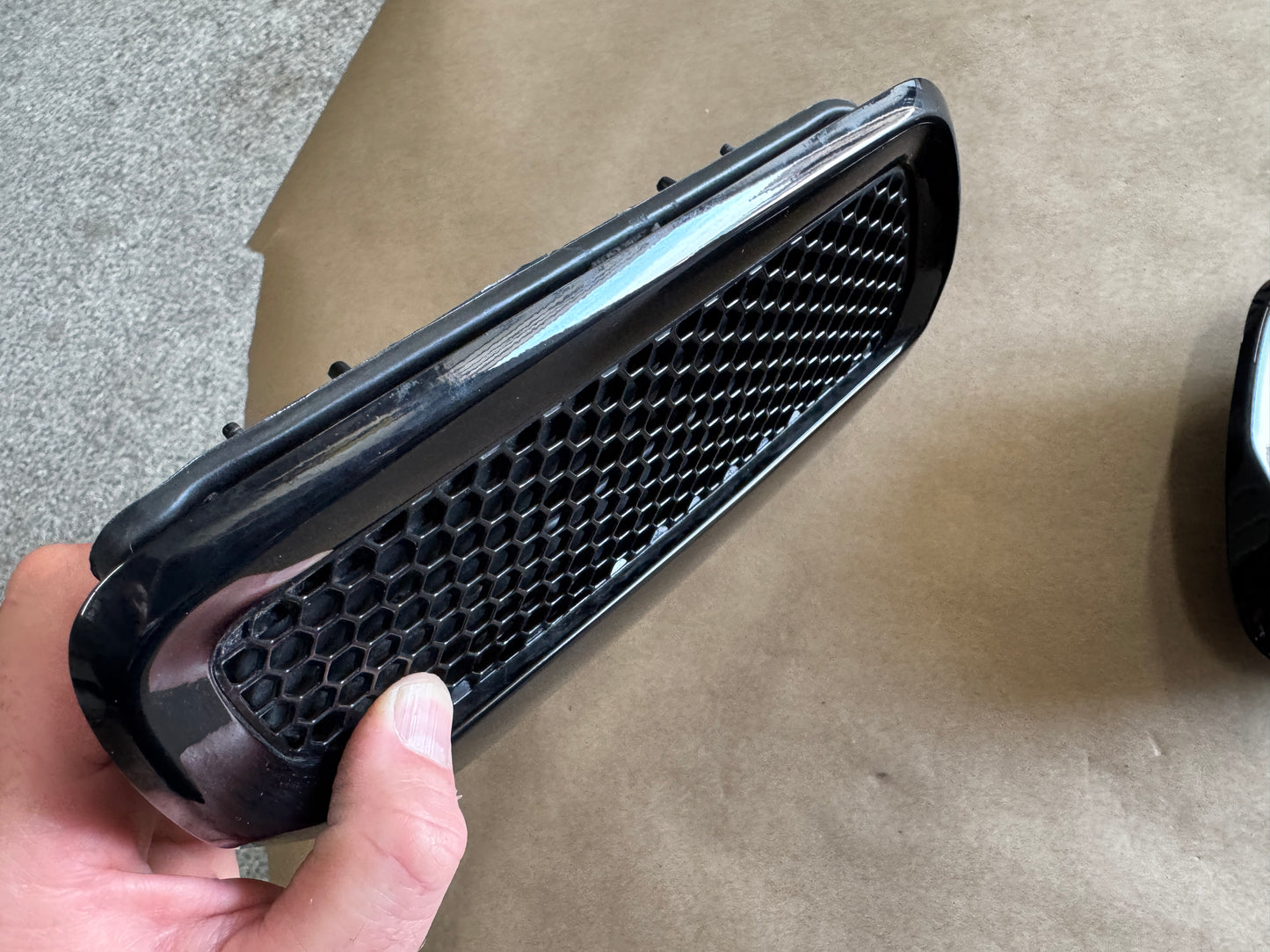 2018-2023 Ford Mustang GT 5.0 Hood Insert Vents RH LH Pair Black G1