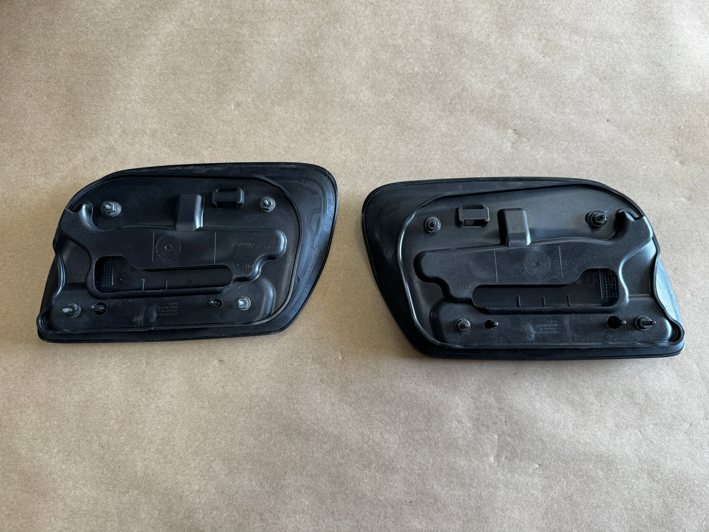 2018-2023 Ford Mustang GT 5.0 Hood Insert Vents RH LH Pair Black G1