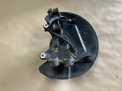 2015-2020 Ford Mustang 5.0L GT LH Driver Side Front Spindle Knuckle Hub