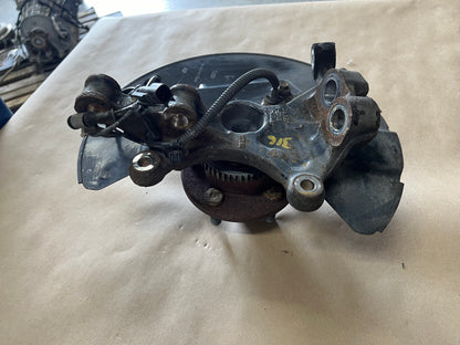 2015-2020 Ford Mustang 5.0L GT LH Driver Side Front Spindle Knuckle Hub