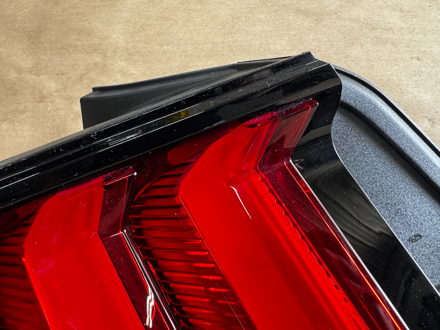 2018-2023 Ford Mustang GT V6 EcoBoost Tail Light RH Passenger Side LED