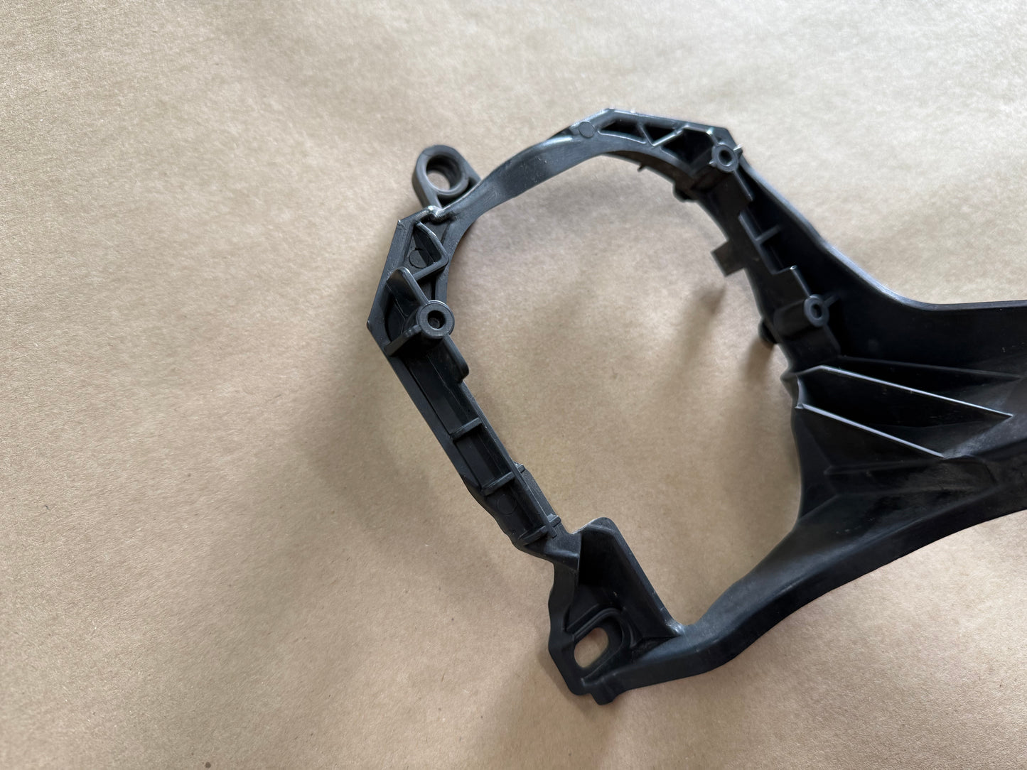 2015-2017 Ford Mustang GT 5.0 RH Passenger Side Fog Light Bracket