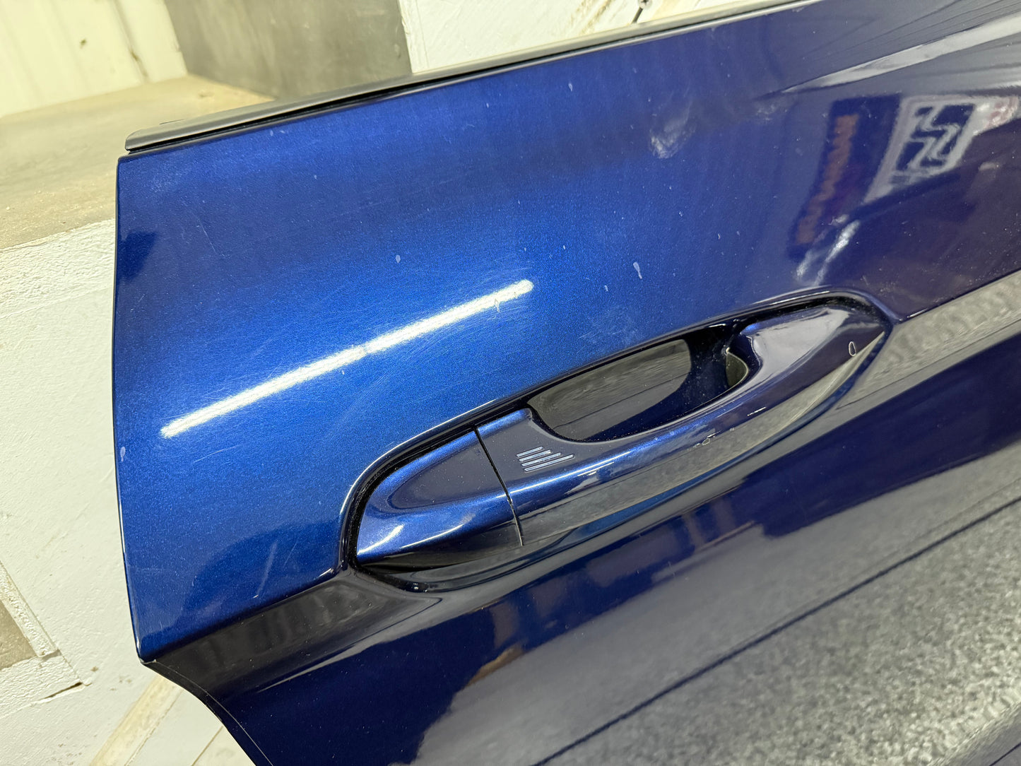 2015-2023 Ford Mustang GT EcoBoost RH Passenger Side Door Complete w/Glass