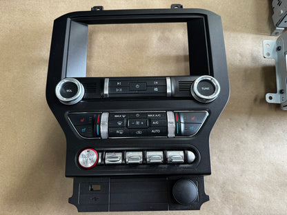 2022 Ford Mustang GT Touch Screen, Face Plate, Radio, Module USB Port - OEM