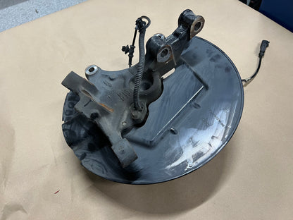 2015-2020 Ford Mustang 5.0L GT LH Driver Side Front Spindle Knuckle Hub
