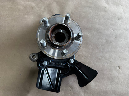2021-2023 Ford Mustang 5.0 GT RH Passenger Side Front Spindle Knuckle Hub 4 Bolt