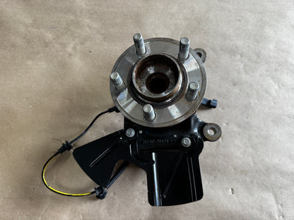 2021-2023 Ford Mustang 5.0 GT LH Driver Side Front Spindle Knuckle Hub 4 Bolt