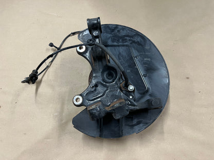 2015-2020 Ford Mustang 5.0L GT LH Driver Side Front Spindle Knuckle Hub