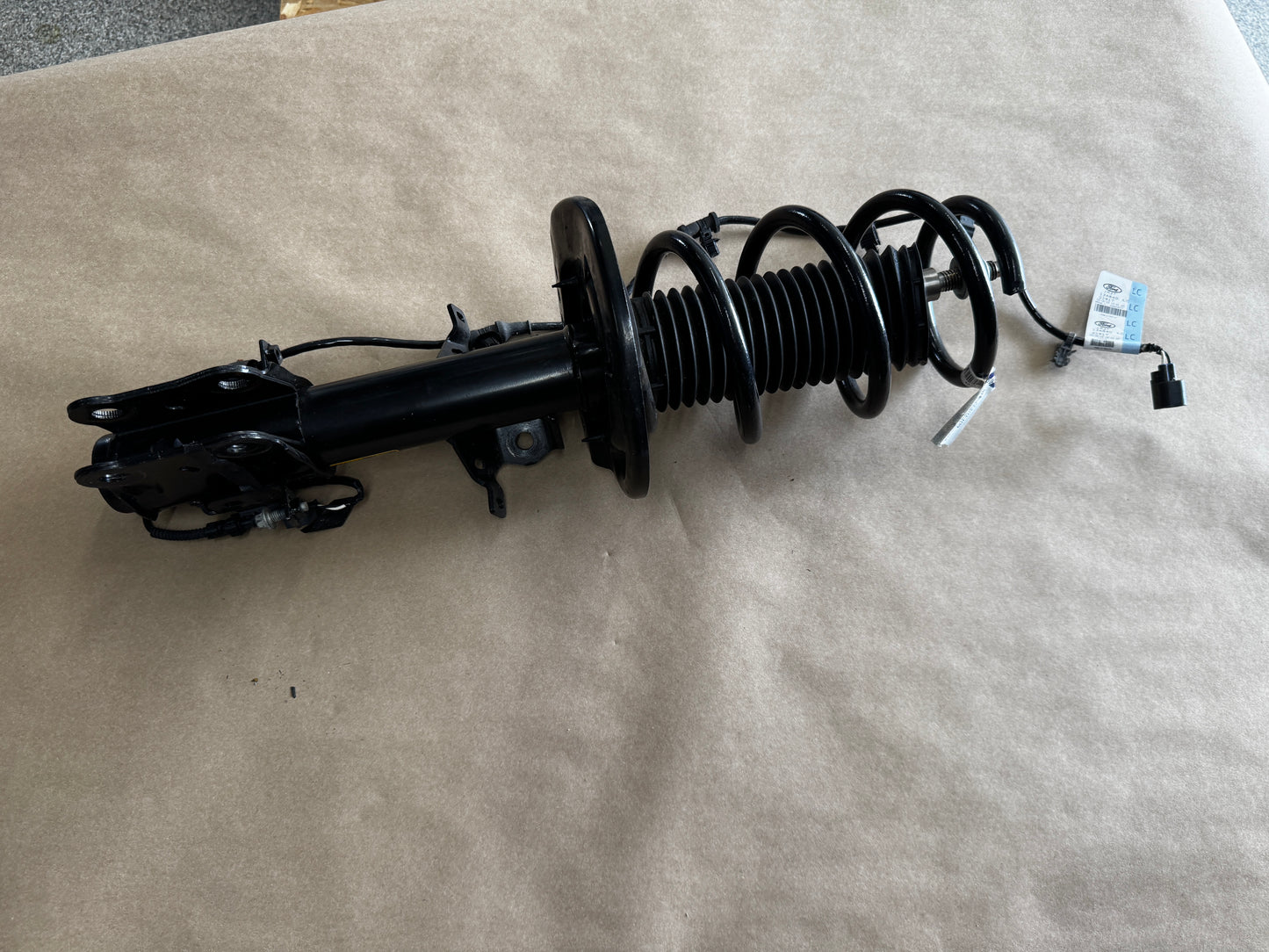 2018-2023 Mustang GT Mach 1 LH Driver Front  MagneRide Strut Spring Assembly 8k