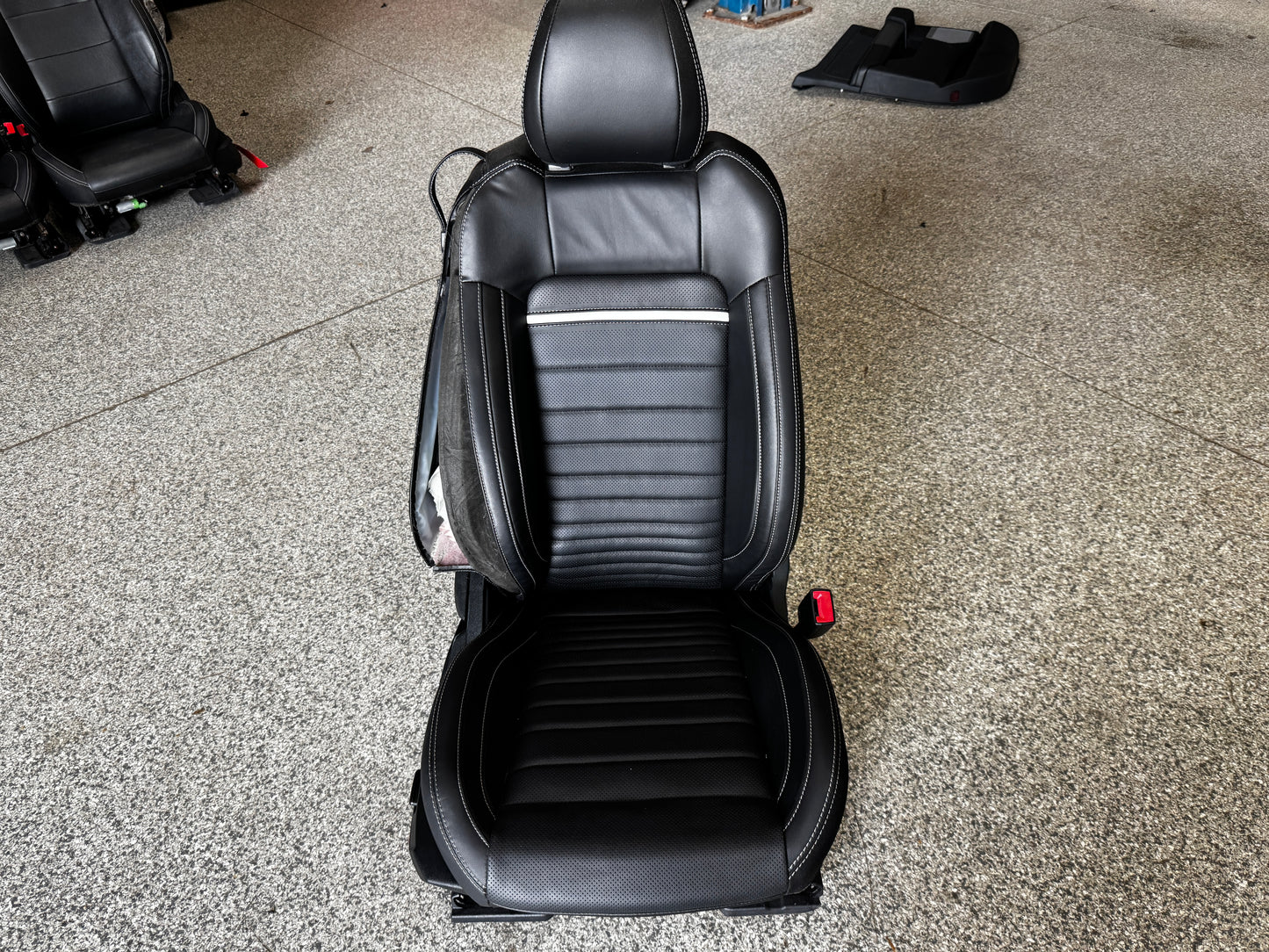 2018-2023 Ford Mustang Mach One RH Passenger Seat Black Leather Heated Cooled