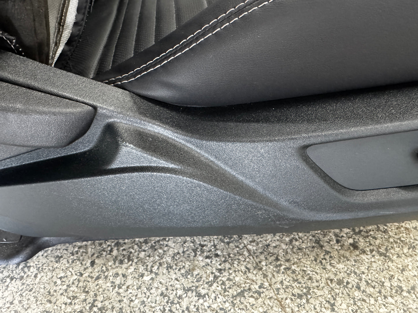 2018-2023 Ford Mustang Mach One RH Passenger Seat Black Leather Heated Cooled