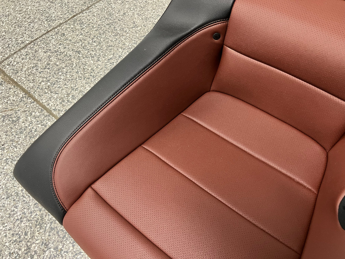 2015-2017 Mustang GT Convertible Rear Seats Saddle/Black Leather
