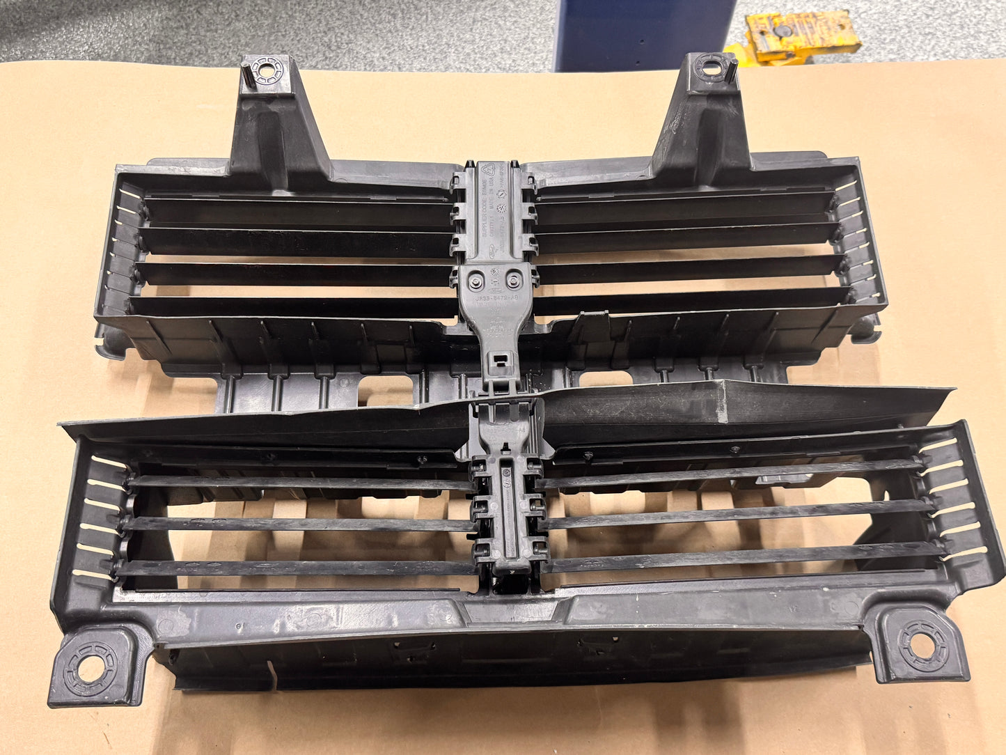 2018-2023 Ford Mustang GT Radiator Air Shutter Grille Assembly