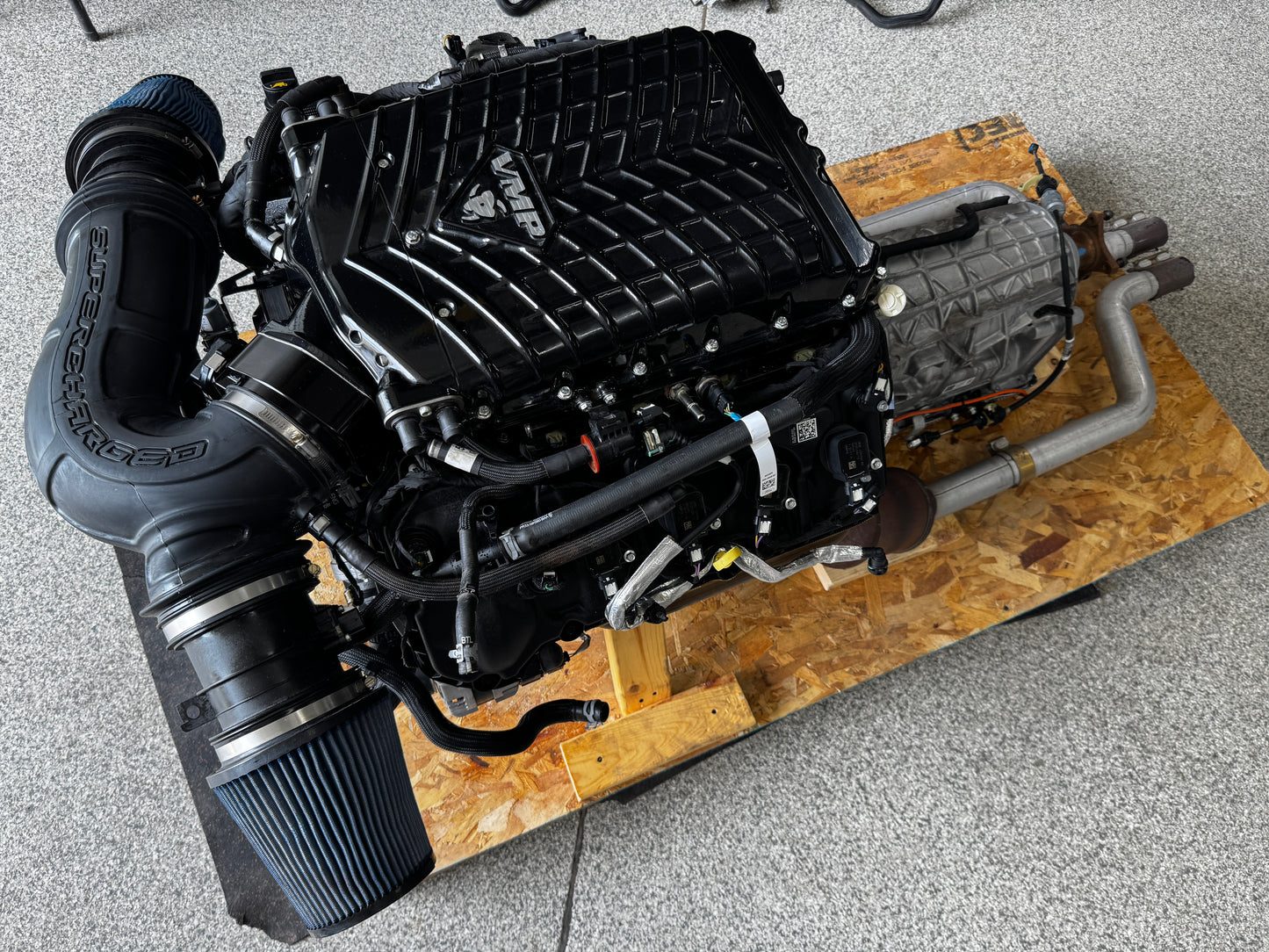 2025 Mustang 5.0 Coyote Gen 4 VMP Supercharged Engine Drivetrain 10R80 650 5k Mi