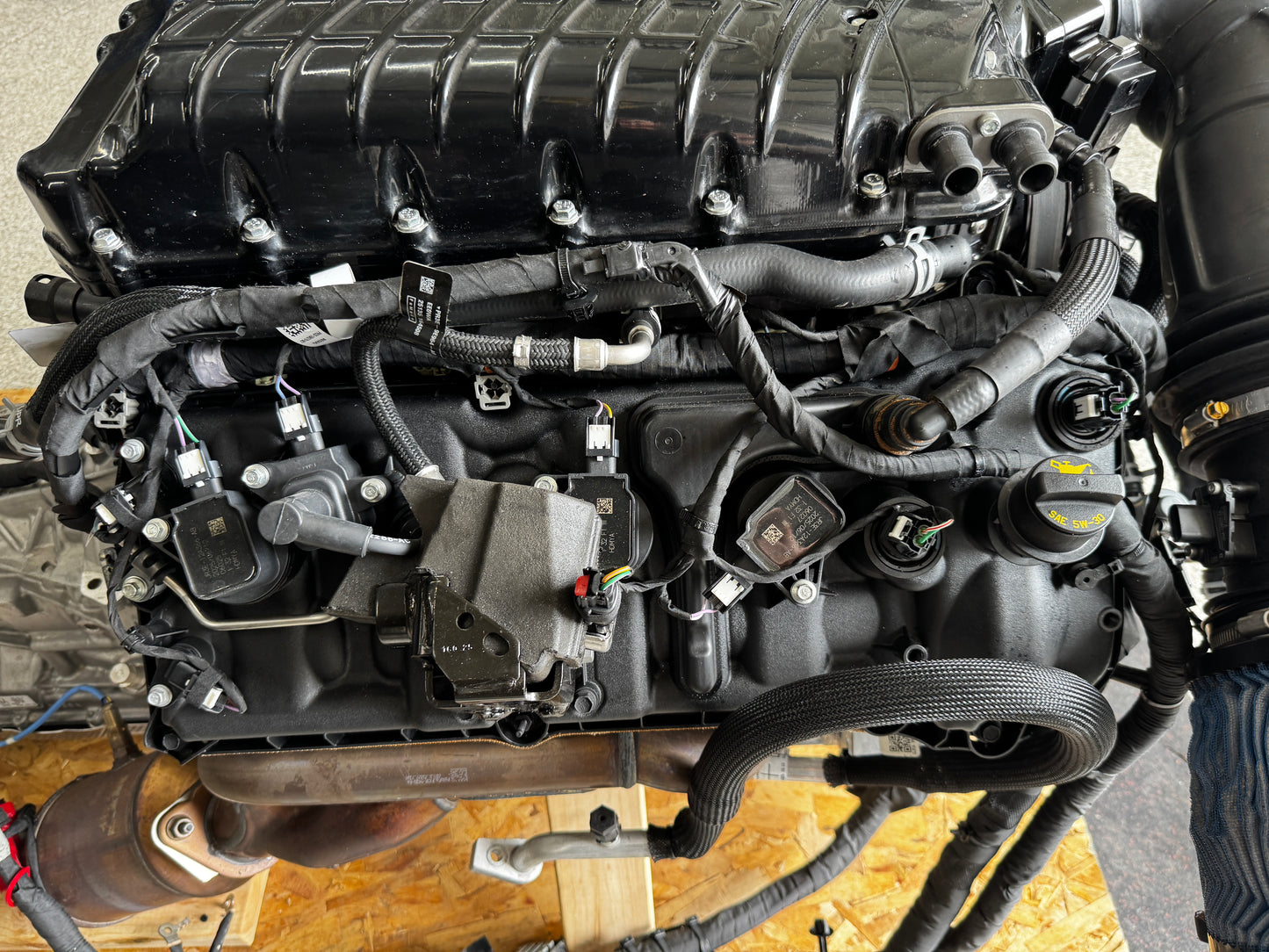 2025 Mustang 5.0 Coyote Gen 4 VMP Supercharged Engine Drivetrain 10R80 650 5k Mi