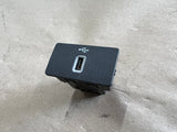 2018-2023 Ford Mustang USB Port OEM 16-17