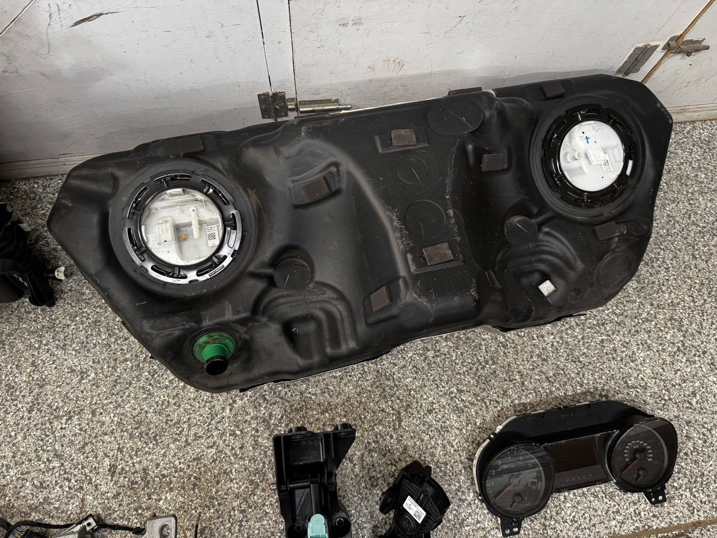 2021 Mustang 5.0 Coyote Gen 3 Engine Drivetrain 10R80 Automatic Auto 34k mi