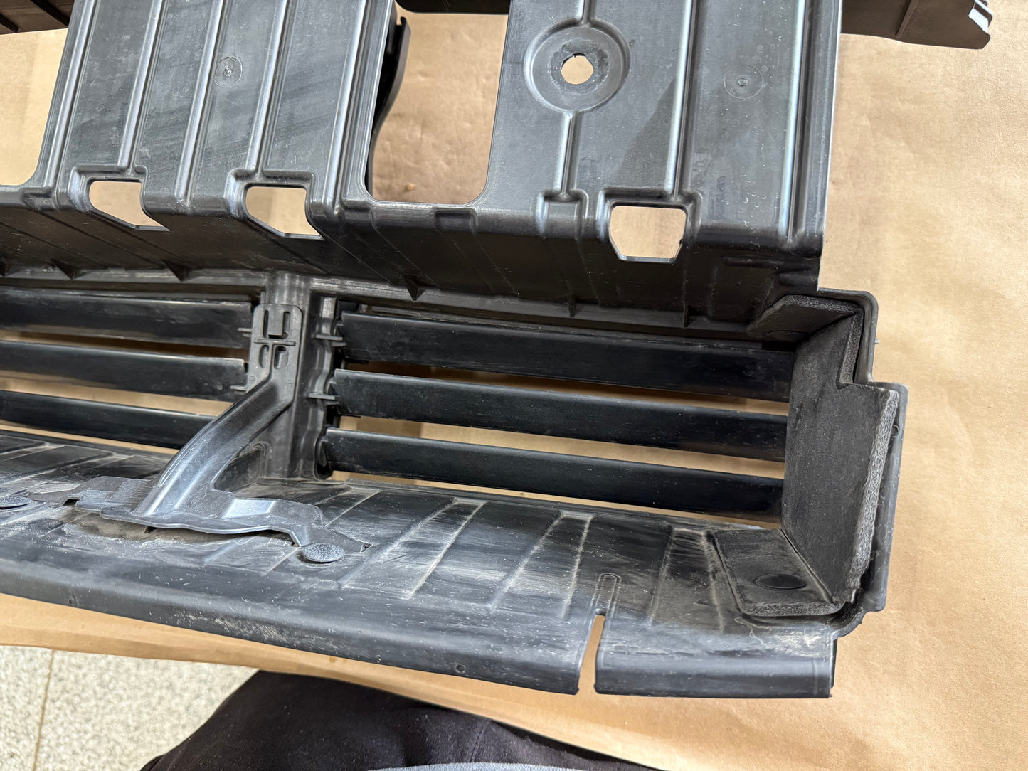 2018-2023 Ford Mustang GT Radiator Air Shutter Grille Assembly