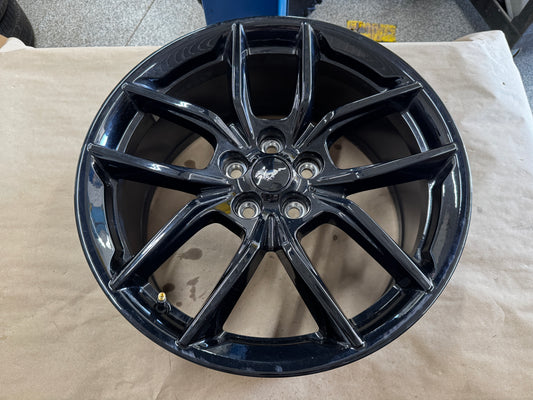 2024-2025 Ford Mustang Black OEM Wheel 19x8.5 OEM