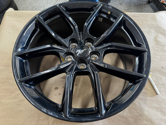 2024-2025 Ford Mustang Black OEM Wheel 19x8.5 OEM