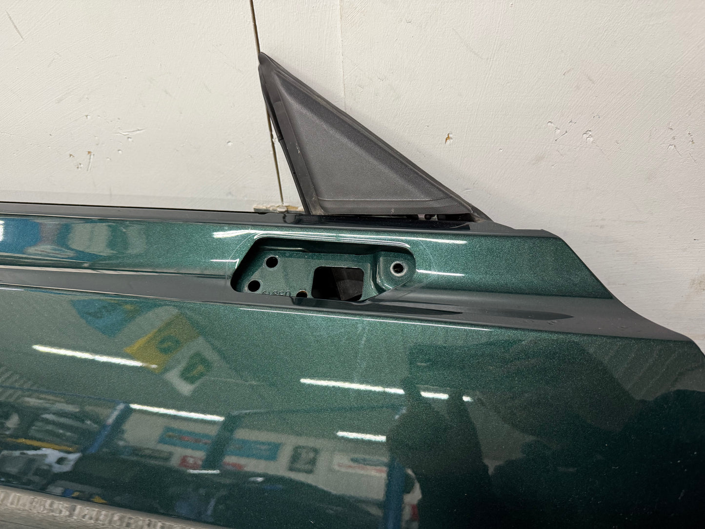 2015-2023 Ford Mustang GT GT500 RH Passenger Side Door Complete w/Glass Green B5