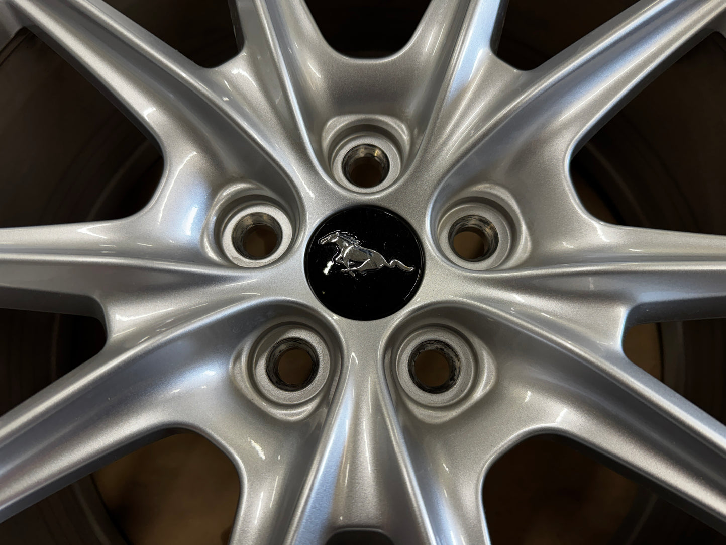 2024-2026 Ford Mustang GT 5.0 19x8.5" Wheel Rim Continental 255/40/19 - OEM