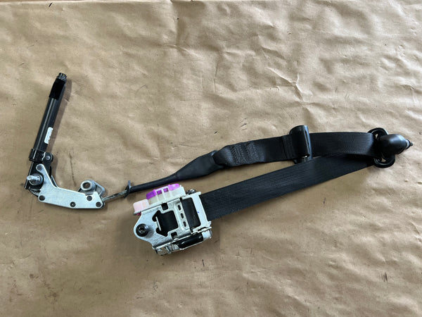 2015-2017 Ford Mustang 5.0 GT Coupe RH Passenger Front Seat Belt Safety