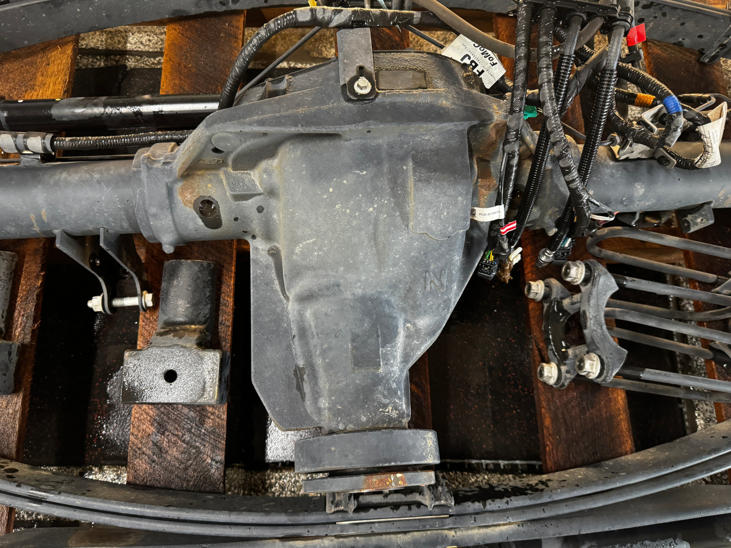 2023-2025 F-250 Super Duty Rear End Axle Assembly 3.31 Differential Gear 34k mi