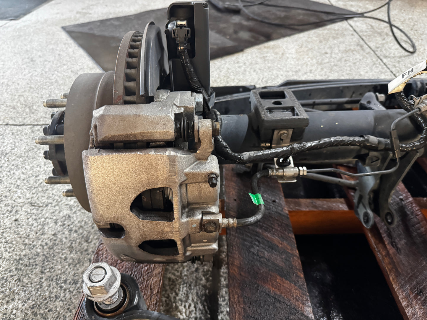 2023-2025 F-250 Super Duty Rear End Axle Assembly 3.31 Differential Gear 34k mi