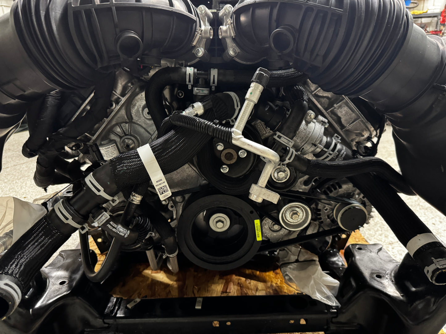 2024 Mustang 5.0 Coyote Dark Horse Gen 4 Engine Drivetrain 10R80Transmission 650