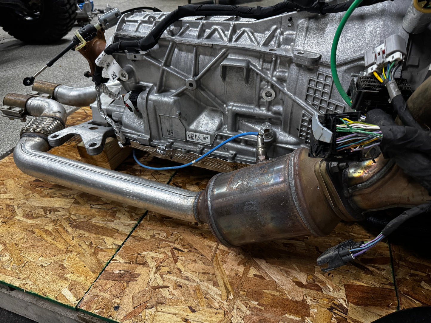 2024 Mustang 5.0 Coyote Dark Horse Gen 4 Engine Drivetrain 10R80Transmission 650