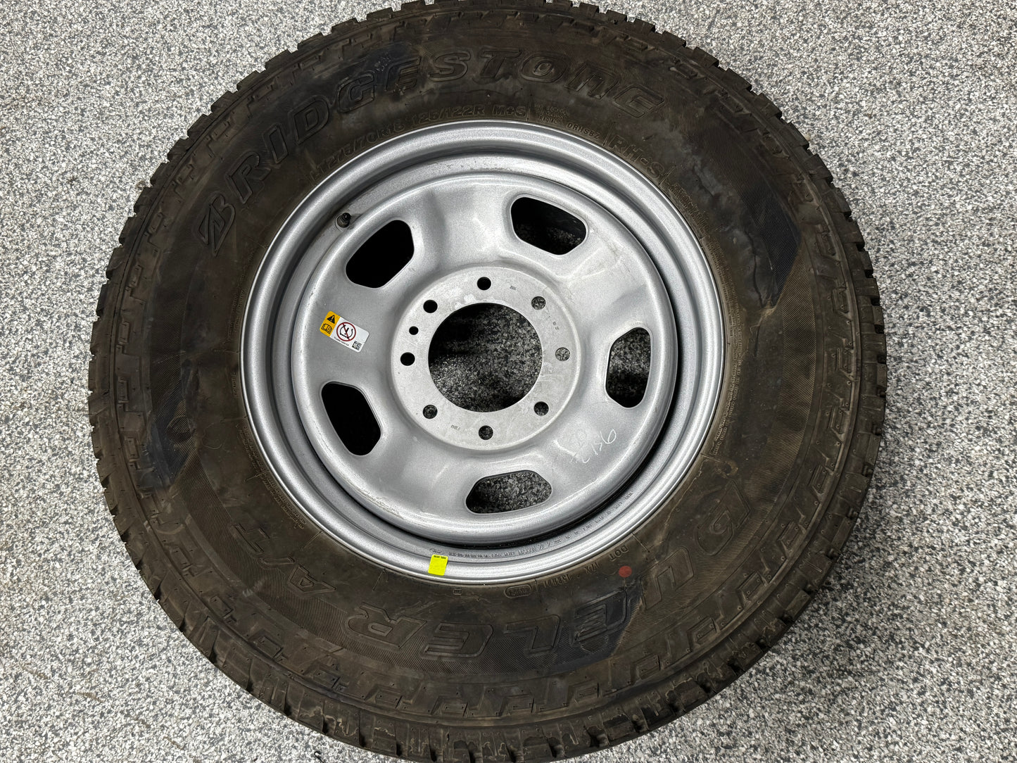 2023-2025 F-250 F-350 Super Duty 6.7 Spare Tire Bridgestone 275/70/18