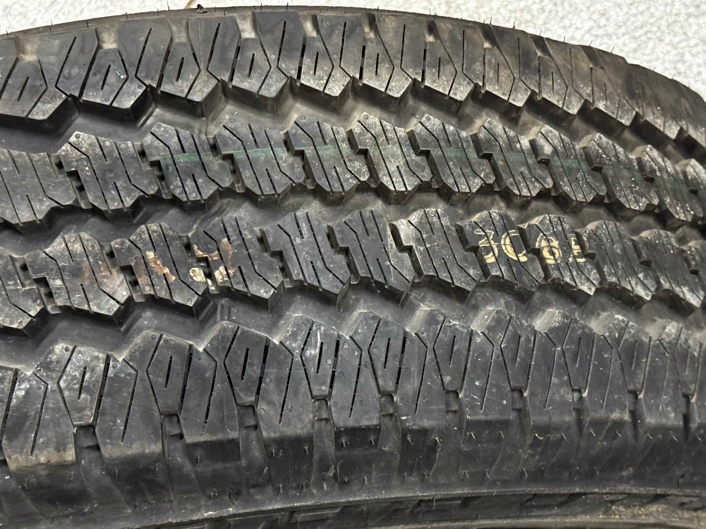 2023-2025 F-250 F-350 Super Duty 6.7 Spare Tire Bridgestone 275/70/18