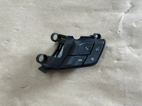 2015-2017 Ford Mustang GT RH Wheel Steering Button Sync Control