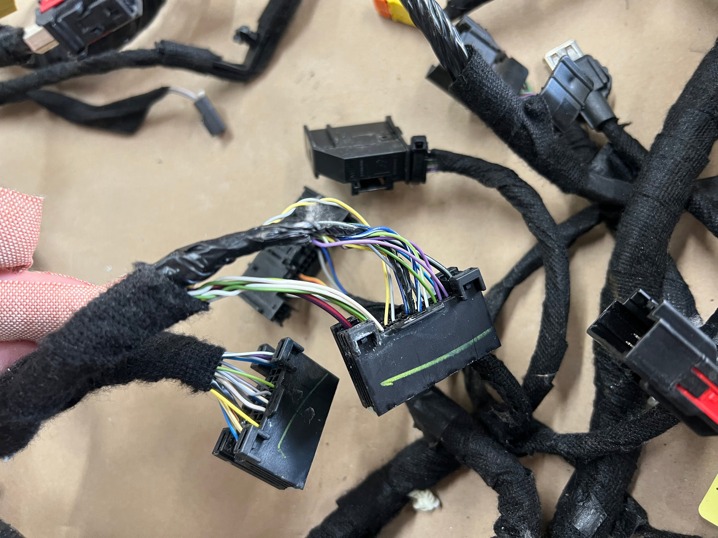 2018-2023 Ford Mustang GT 5.0 Dash Wiring Harness NR3T-14401-FB
