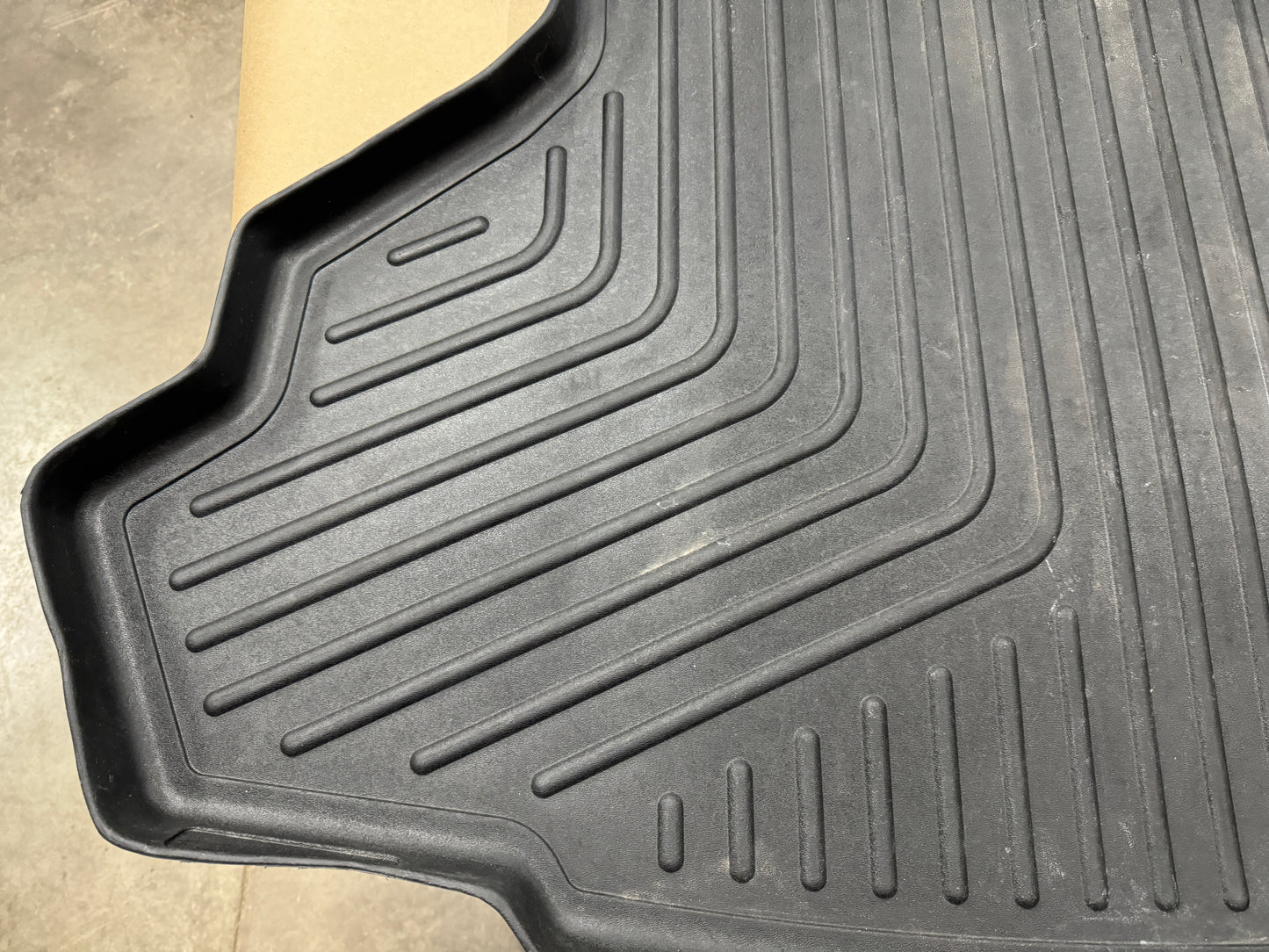 2015-2023 Mustang Husky rear trunk floor mat w/subwoofer Black