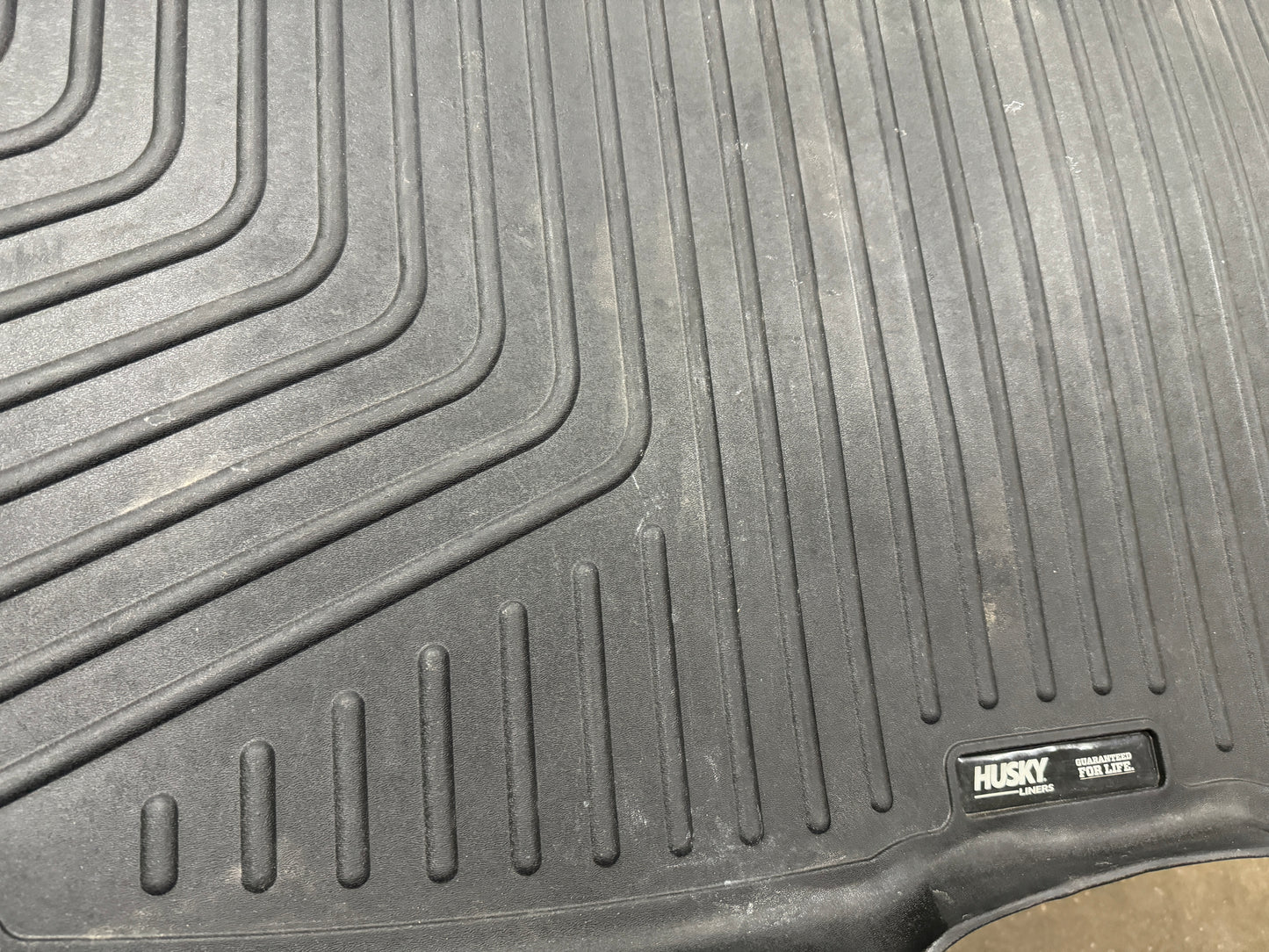 2015-2023 Mustang Husky rear trunk floor mat w/subwoofer Black