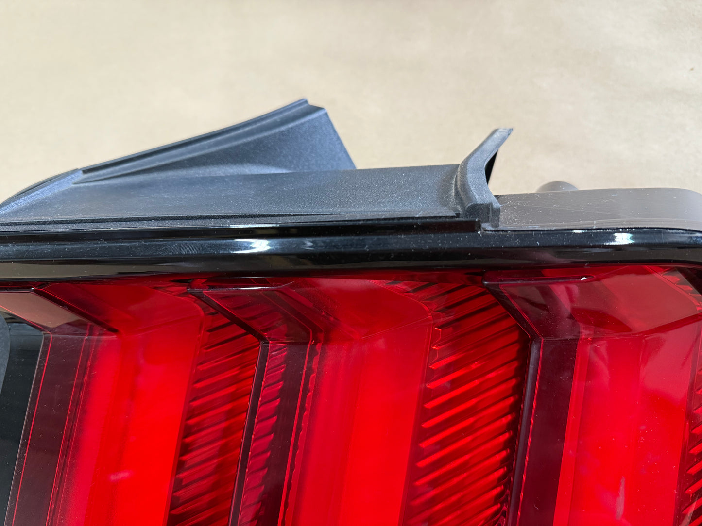 2018-2023 Ford Mustang GT V6 EcoBoost Tail Light RH Passenger Side LED
