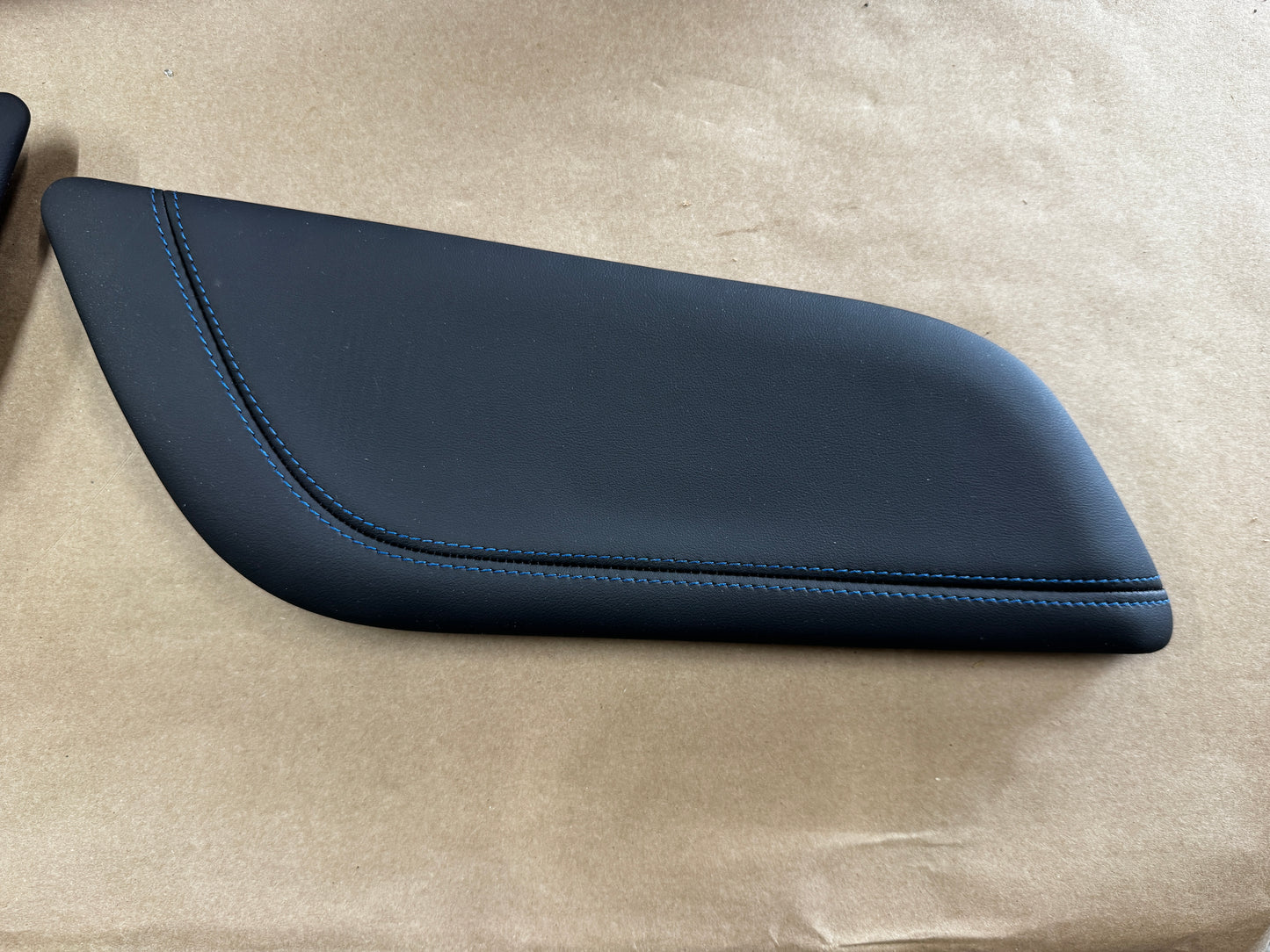 2024-2026 Ford Mustang Dark Horse Center Console Top Leather Wrapped Blue Stitch
