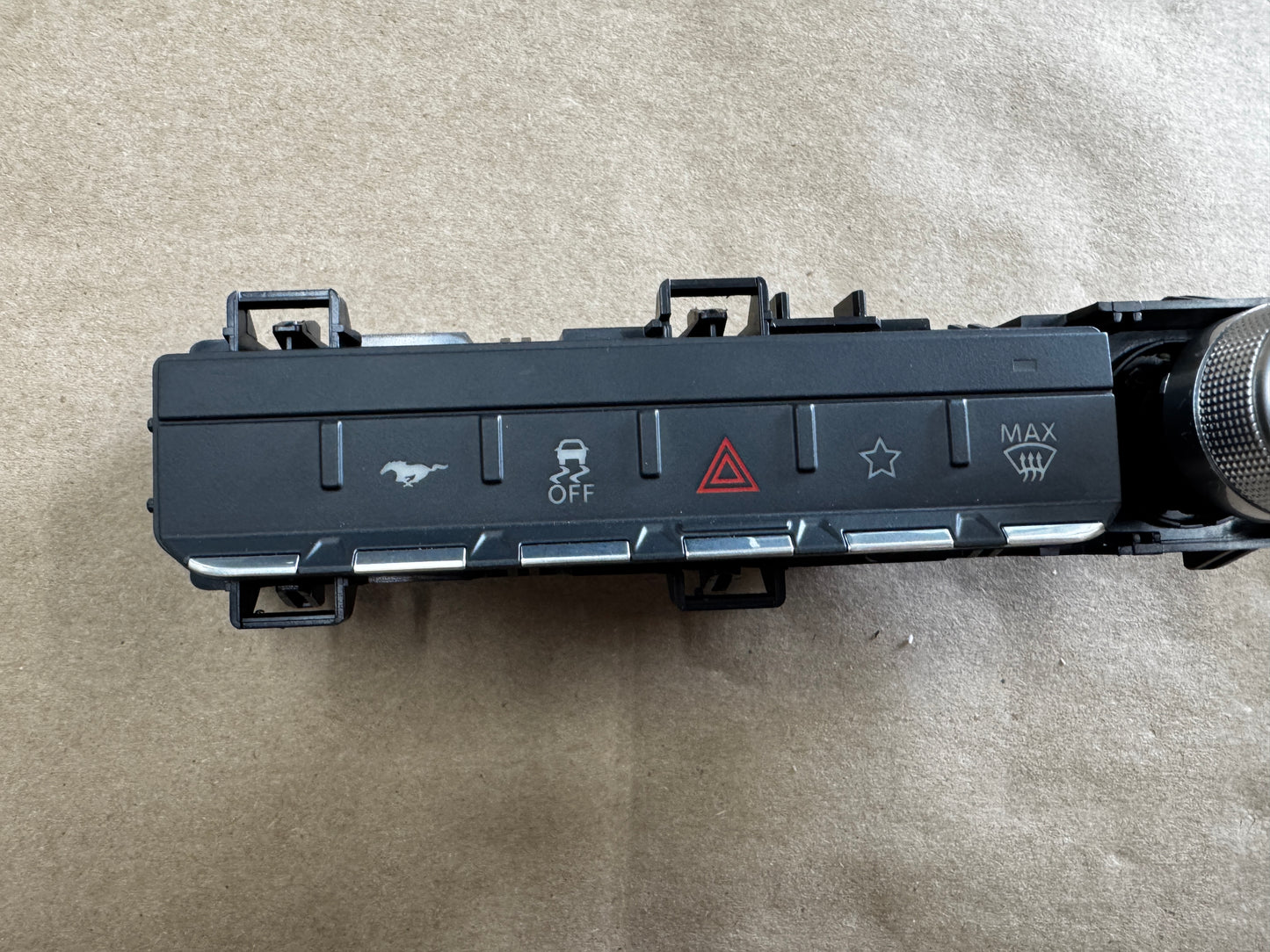 2024-2026 FORD MUSTANG RADIO AUDIO CONTROLLER "PR3T-18K811-BAW"