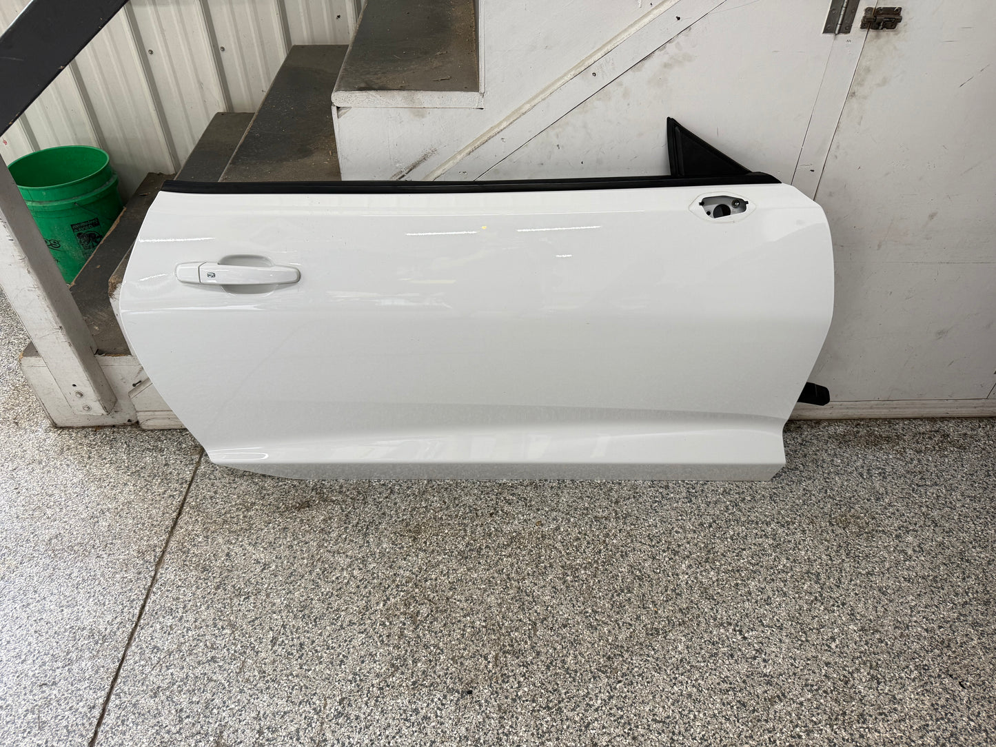 2016-2024 Camaro SS ZL1 LT RH Passenger Side Door Complete w/Glass Coupe "White"