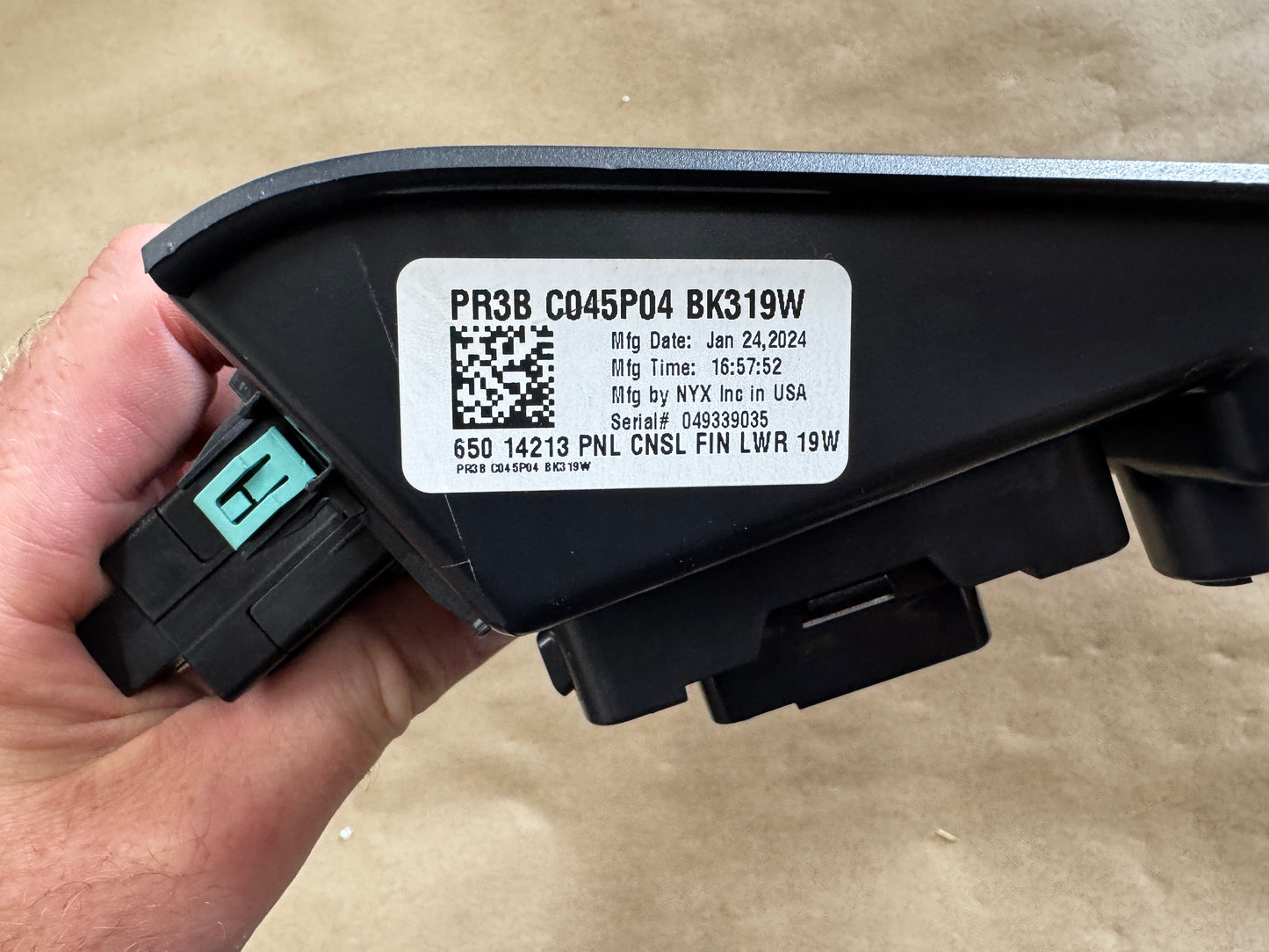 2024-2026 Ford Mustang S650 Wireless Charging Pad Trim Center Console