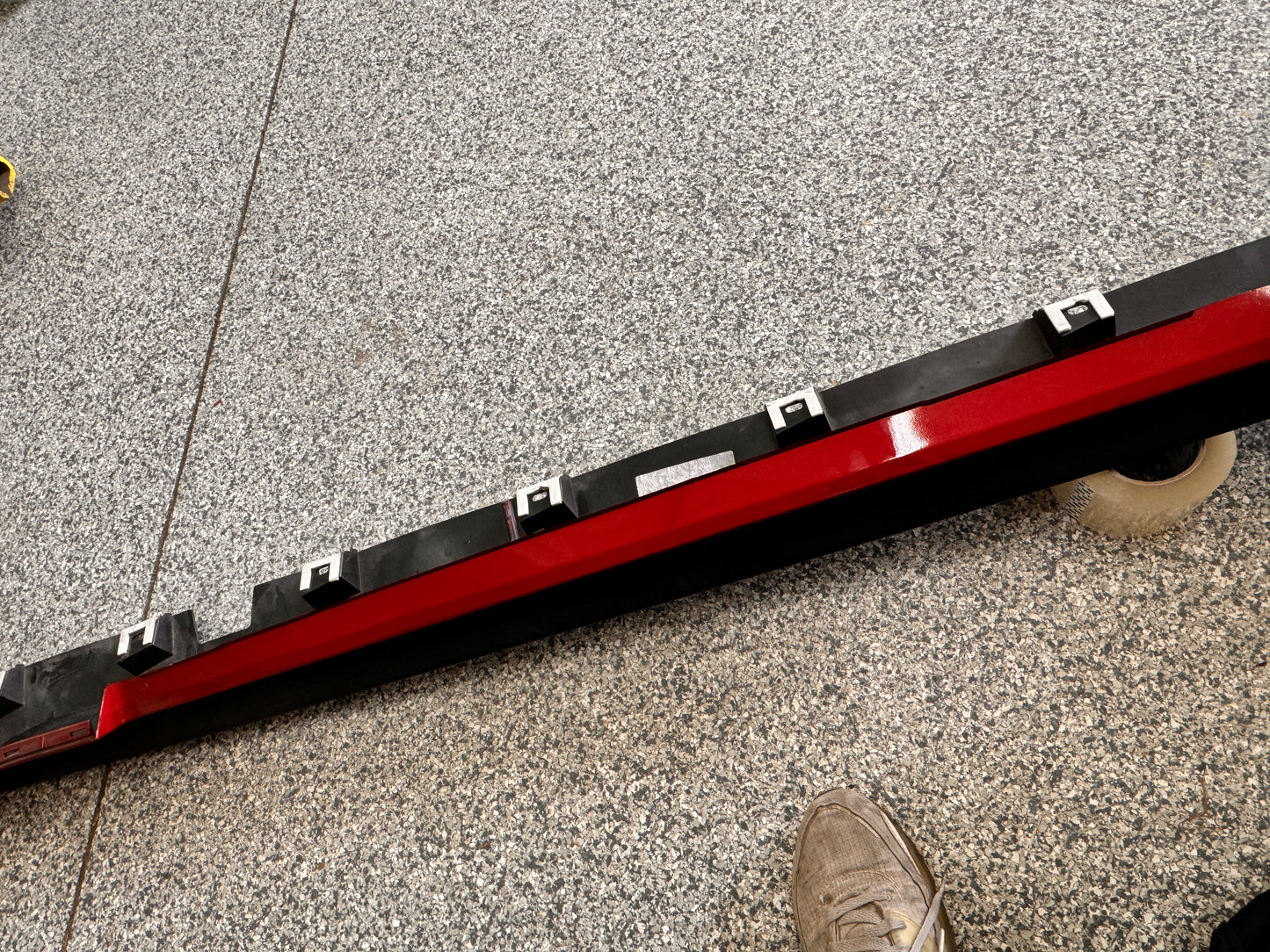 2015-2023 Mustang GT V6 LH Side Skirt Molding Driver Side D4