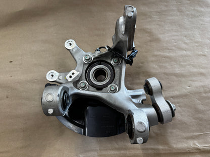 2024-2026 Ford Mustang GT LH Driver Side Rear Spindle Knuckle Hub - OEM