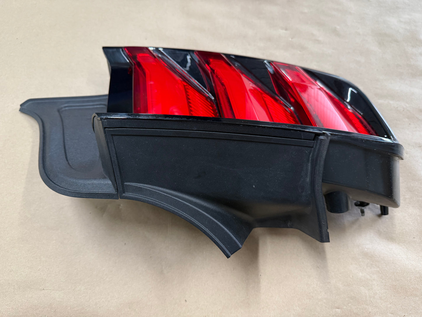 2018-2023 Ford Mustang GT350 GT V6 EcoBoost Tail Light LH Driver Side LED