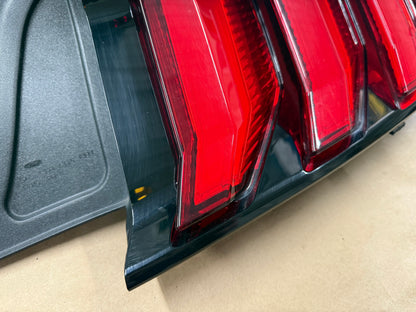 2018-2023 Ford Mustang GT V6 EcoBoost Tail Light RH Passenger Side LED